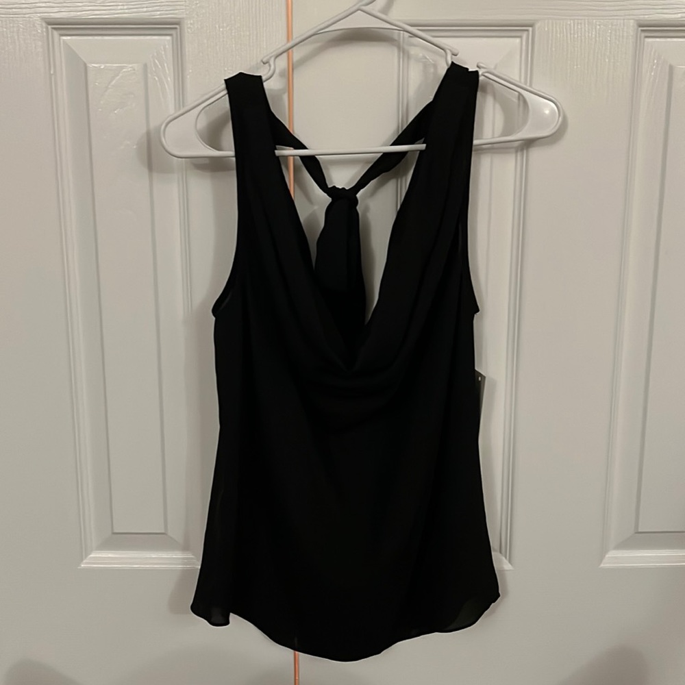 Q&A tie back blouse. Size Small. NWT